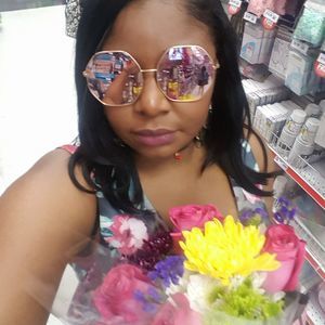 Meet your Posher, Rochelle